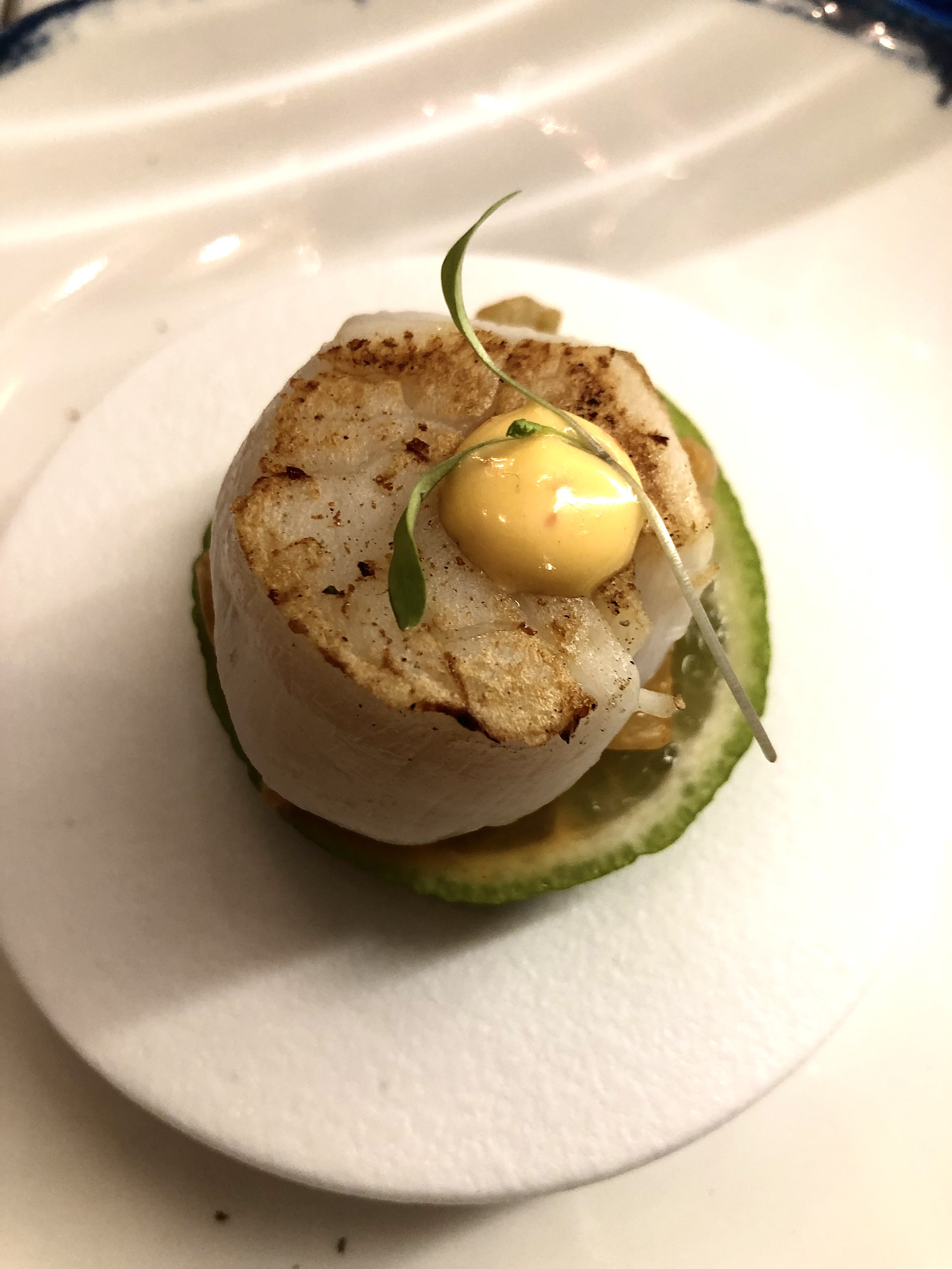 La Vieira con col kimchi y lima-Restaurante Poncio