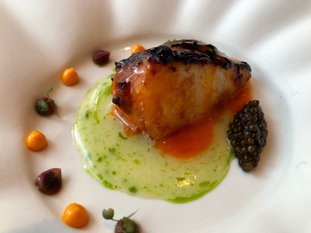 Bacalao negro y caviar-Restaurante Clos