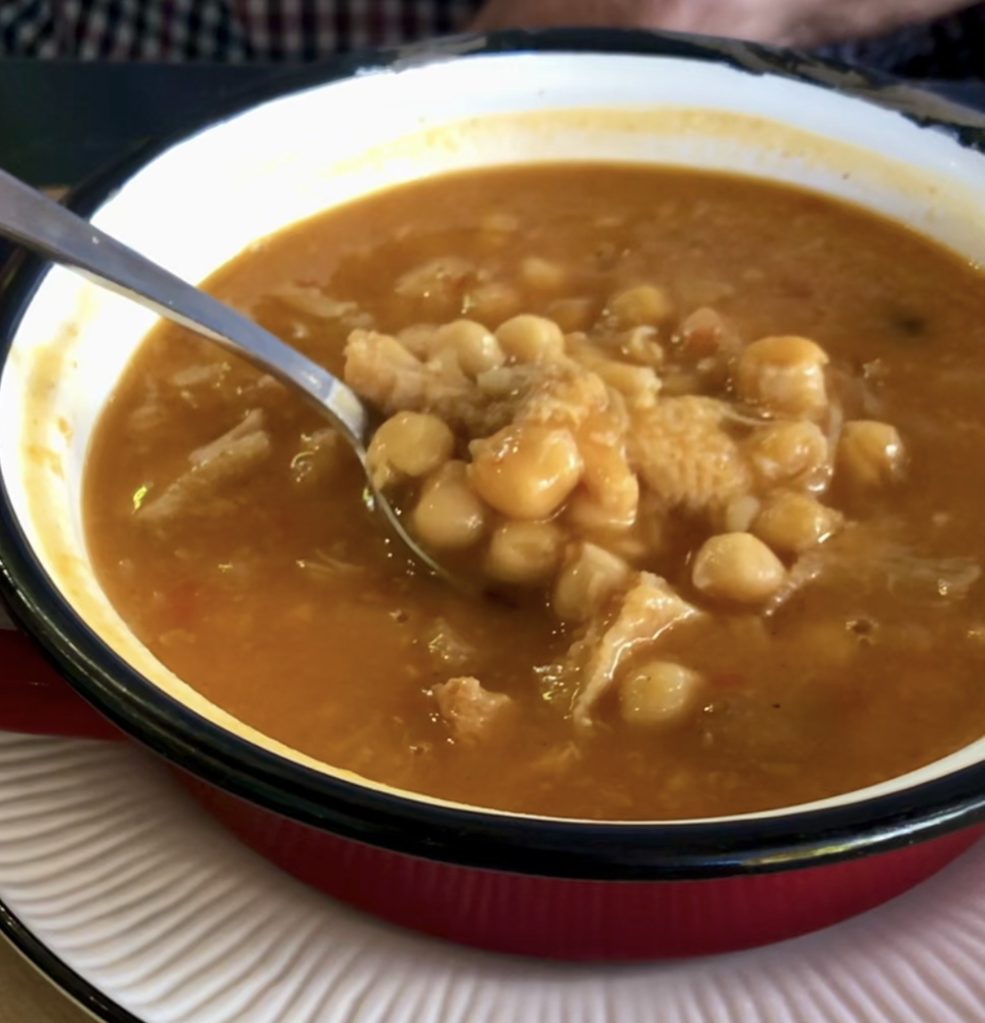 Garbanzos con callos, Restaurante Divino tinto