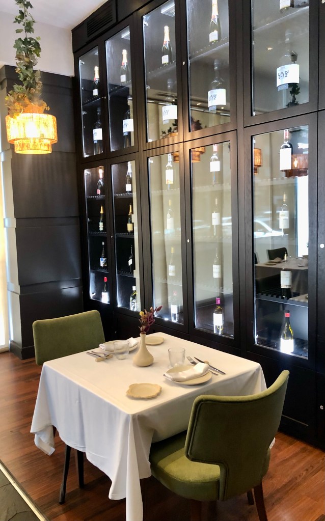 Bodega en sala planta baja. Restaurante Los Trujis. Talavera de la Reina