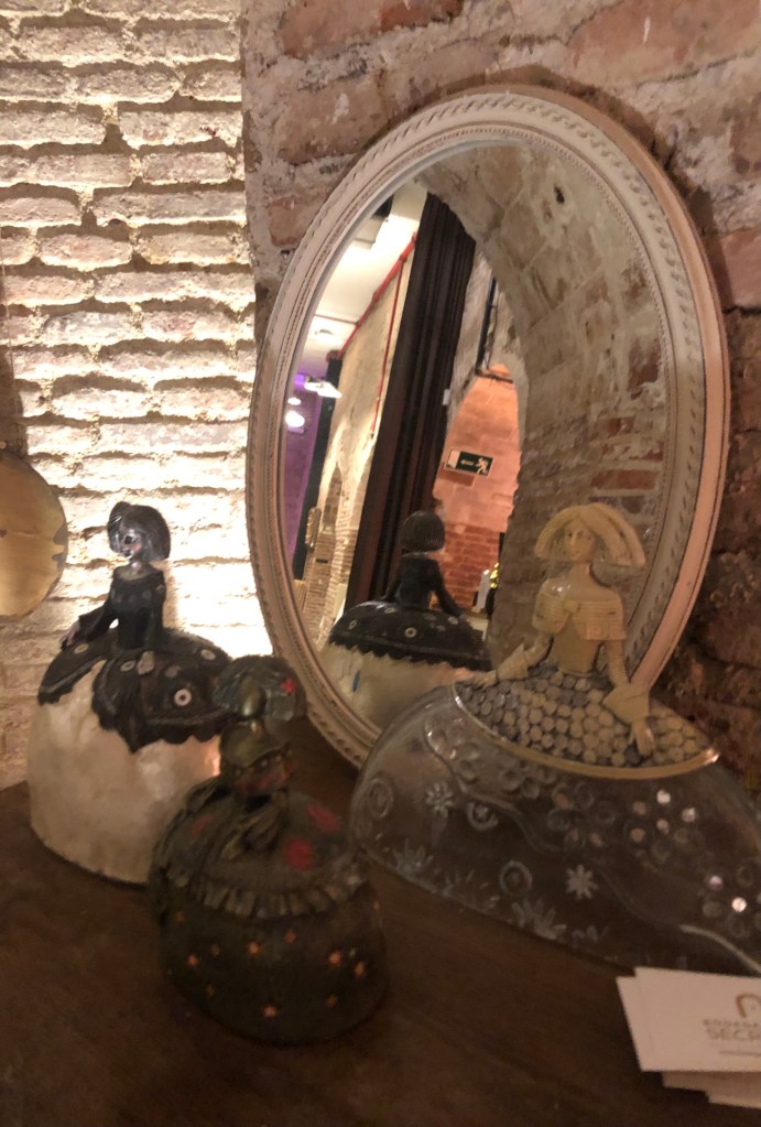 Detalle Meninas. Bodega de los Secretos