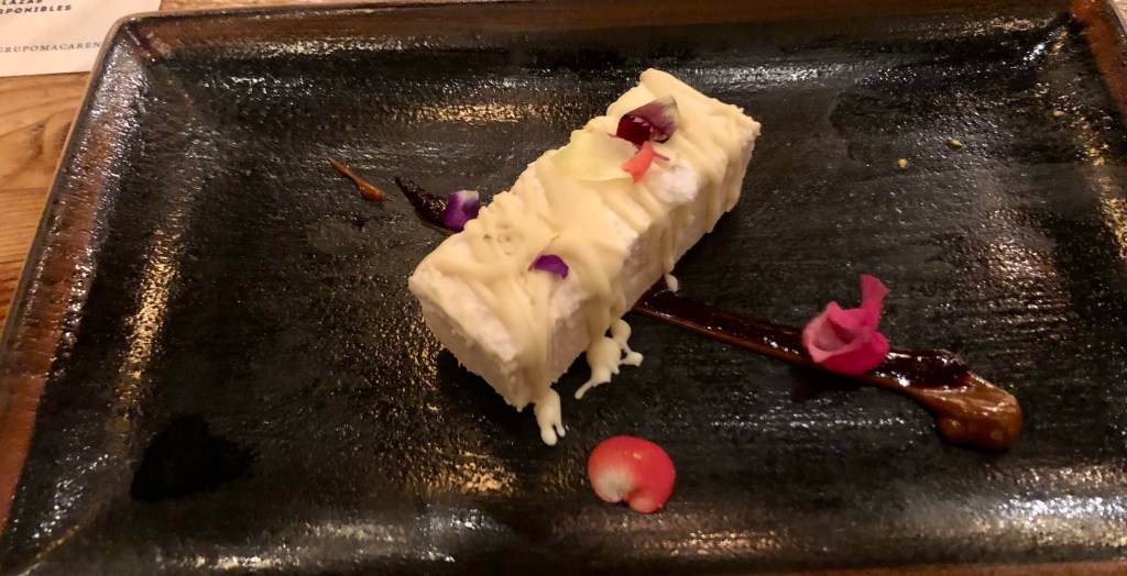 Lingote de Galleta Lotus y chocolate blanco, Restaurante Macarena-Ronqueo