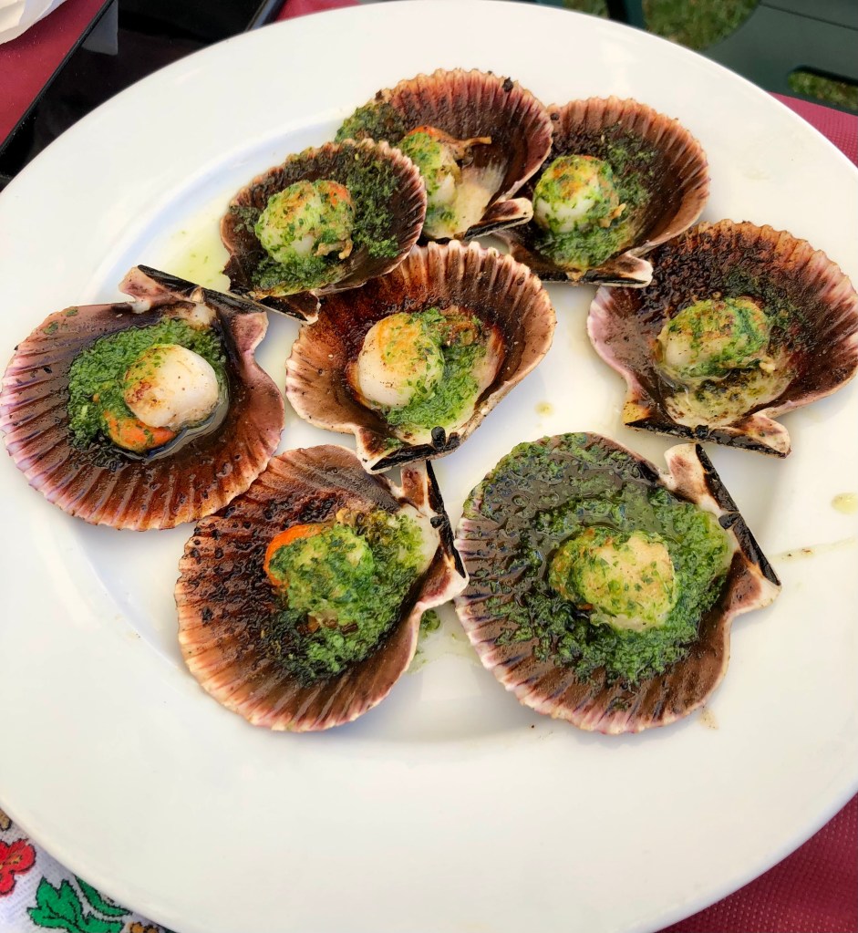 Zamburiñas a la plancha. Restaurante A Casa da Henriqueta